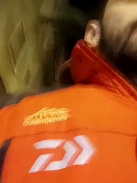 Chat +18 de Crisyluci ao vivo