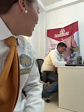 Emily-7_'s Live XXX Chat