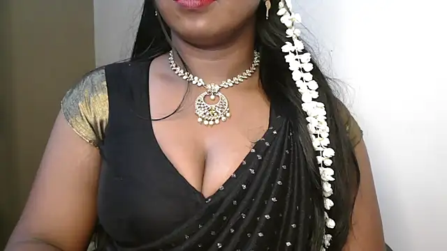 Dhiyapink লাইভ XXX চ্যাট