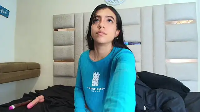 Chat XXX en directo de LittlePeach_