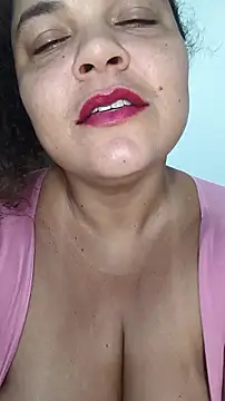 LeoaAnja 现场XXX聊天