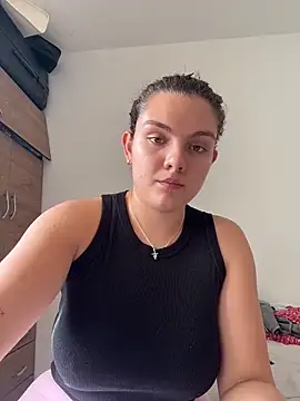 Eva_stark10 Adlı Modelin Canlı XXX Sohbeti