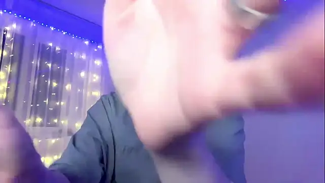 KariJarecke Chat XXX live