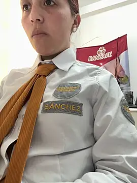 Emily-7_'s Live XXX Chat