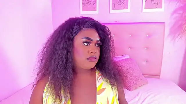 Chat XXX ao vivo de GEANNAROSE