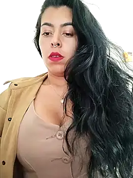 Chatroom XXX en direct de Luianna