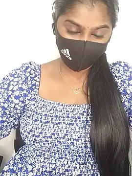 Chatroom XXX en direct de Tamil_Azhaghi