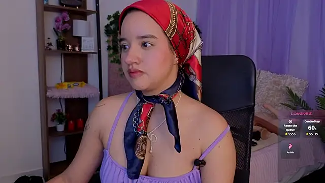 Chat XXX ao vivo de emilyrouxe