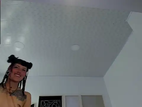 Živý XXX chat _sharlotte777