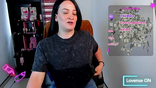 sara_goodgirl13 Show in webcam