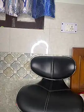 دردشة Oh_Priya الجنسية المباشرة