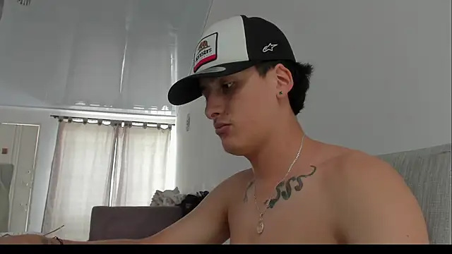 Chatroom XXX en direct de two_milkyway