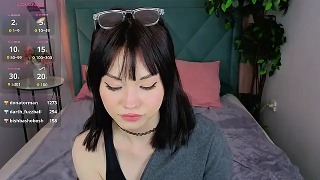 NanaYuna élő XXX-chatje