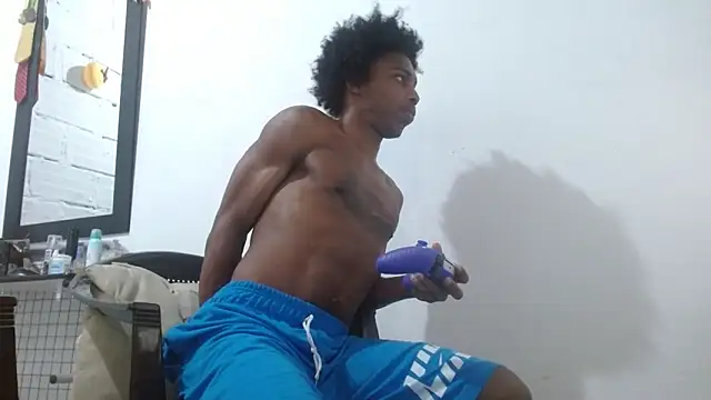 Larry-n-clouds webkamerás műsora