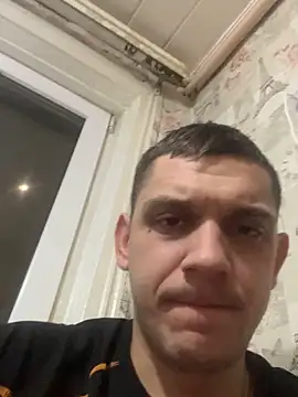 BogdanNegodaのライブXXXチャット