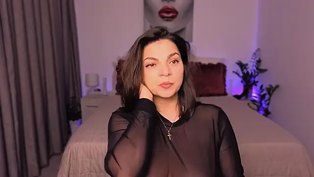 ButterflyMika32 live XXX chat