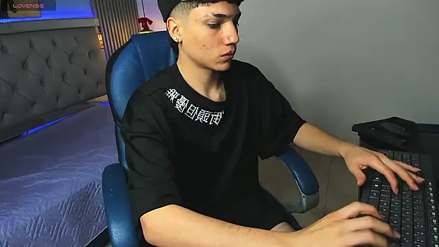 SamBlack_ 网络视讯表演