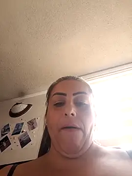 Pokazy przed kamerką – maynor_1998