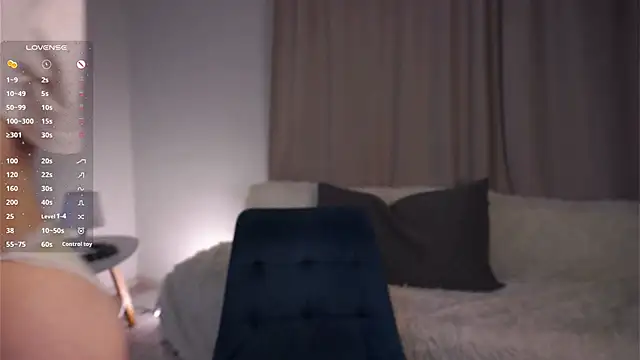 Czat XXX na żywo – EffieHenri