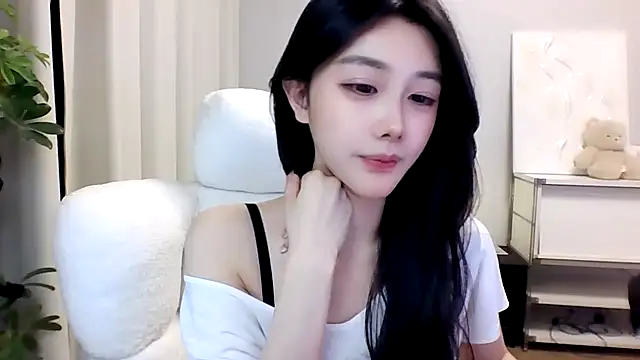 xiaxia-baby_ Adlı Modelin Canlı XXX Sohbeti