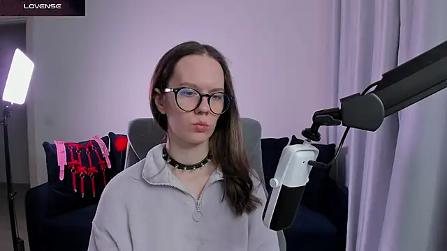 SharkyBaby's Webcam Show