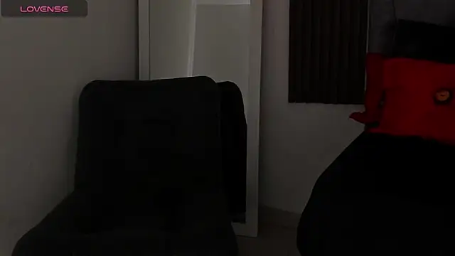 Czat XXX na żywo – anierouse__