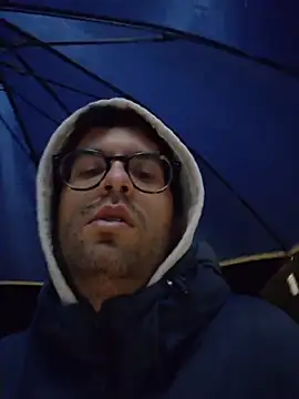 Živý XXX chat RikCum4u