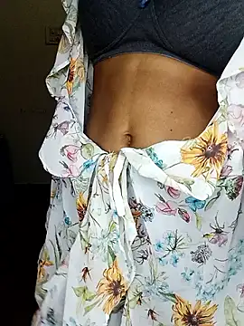 Paranjli_singh Show in webcam