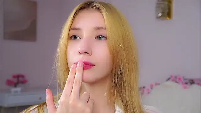 SunnivaCovil – Naživo XXX chat