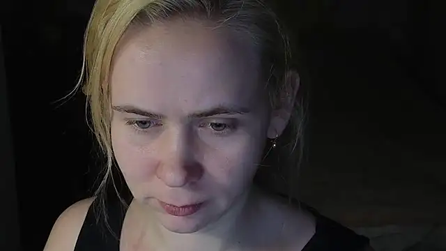 دردشة Riley_Roo الجنسية المباشرة