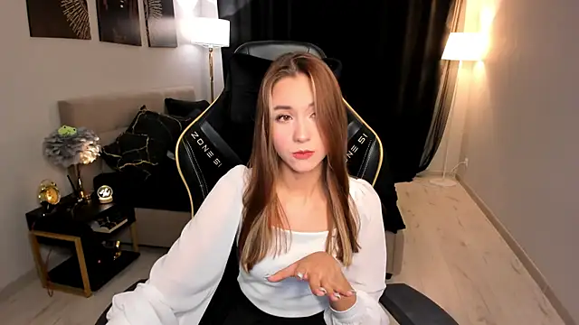 EllaCurtis Show in webcam