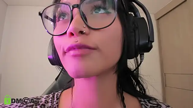 alice-rausing 现场XXX聊天