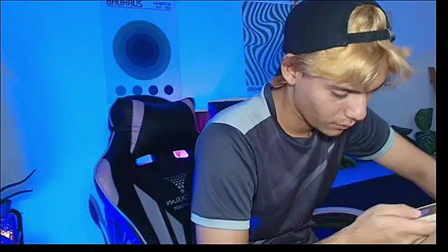 CrisotpherMoretti Live XXX-Chat