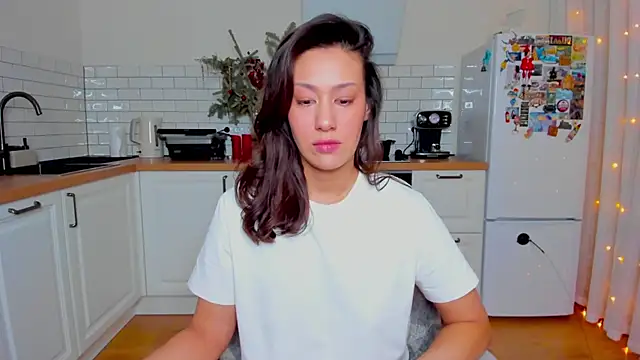 FieryHeart Adlı Modelin Canlı XXX Sohbeti