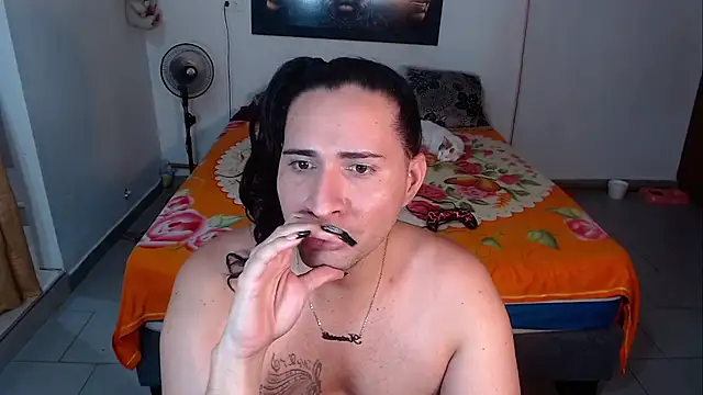 Sexy-Katarina webcam show