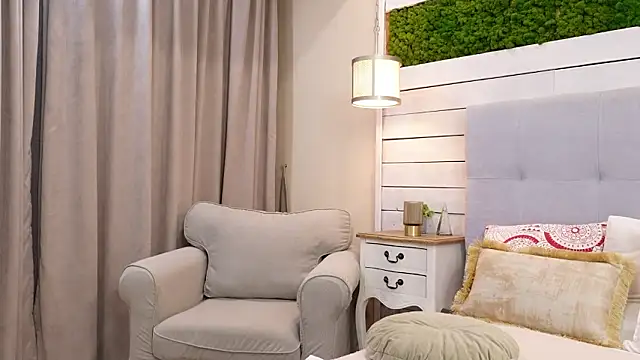 IsabellaMysty Chat XXX in diretta