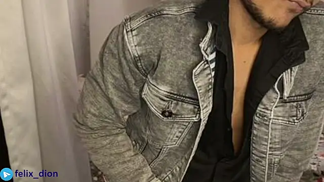 Онлайн чат XXX felix_dion