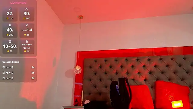 MirandaSouldn Live XXX chat