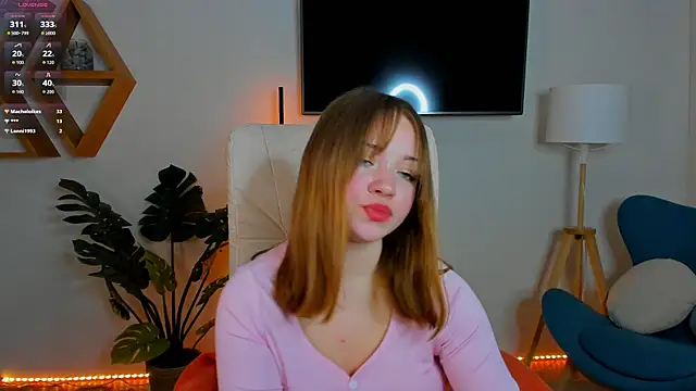 Kiss_Moon Webcam Show