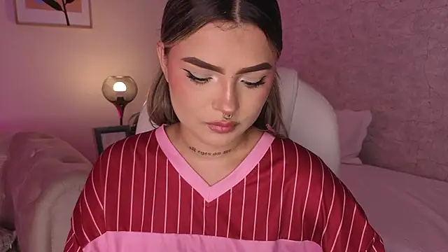 DahianaWalcott's Live XXX Chat