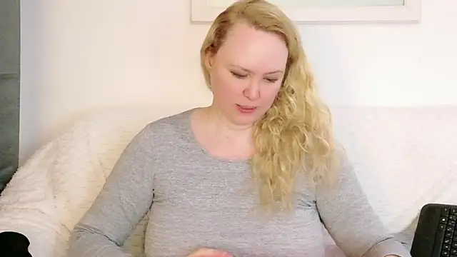 XXX chat uživo modela Sarah4you