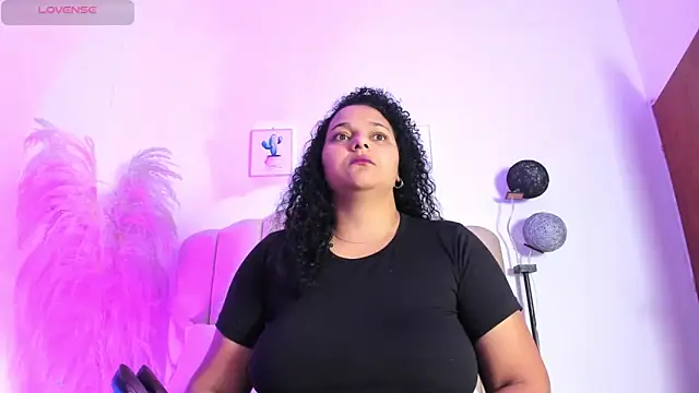 _aithanaa_ Chat XXX live