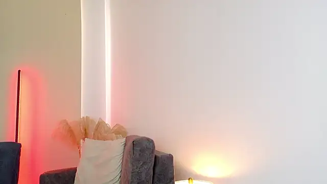 lizdevine 现场XXX聊天