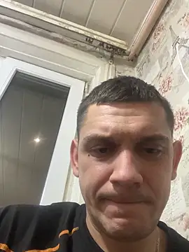 Czat XXX na żywo – BogdanNegoda