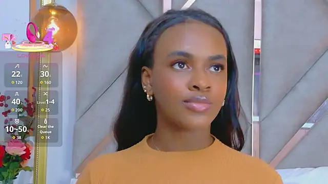 Sally-Noa Adlı Modelin Canlı XXX Sohbeti