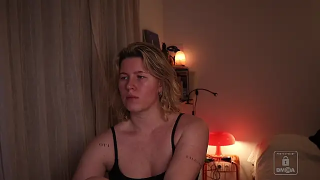 Živý XXX chat moonamii