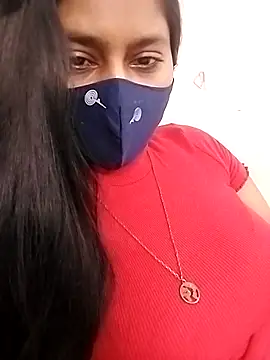 Shy_Peehu 即時 XXX 聊天