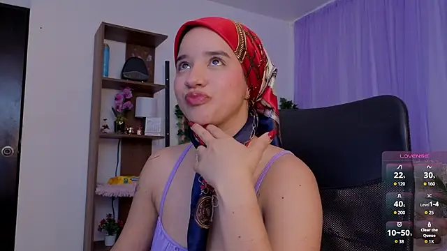 emilyrouxe élő XXX-chatje