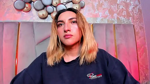 TomLondon_ Adlı Modelin Web Kamerası Şovu