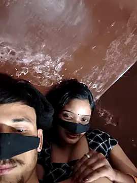 couplegk71 Adlı Modelin Web Kamerası Şovu